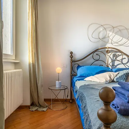 Apartment Free Parking-near The Castle Historic Center View Trento