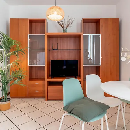 Apartment Free Parking-near The Castle Historic Center View